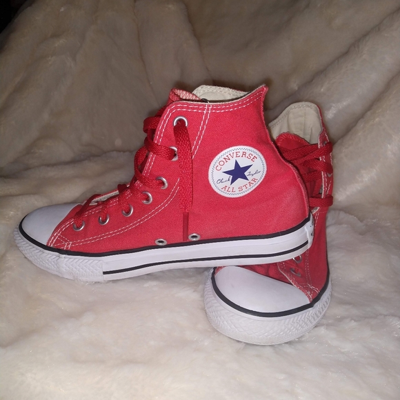 red converse high tops size 3
